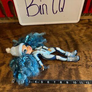 Rainbow High Winter Break Skyler Bradshaw Doll